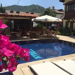 kybele-hotel-gocek.aegeanhotels.net/